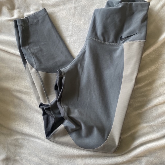 NWOT ankle length nike dry fit - Picture 3 of 3